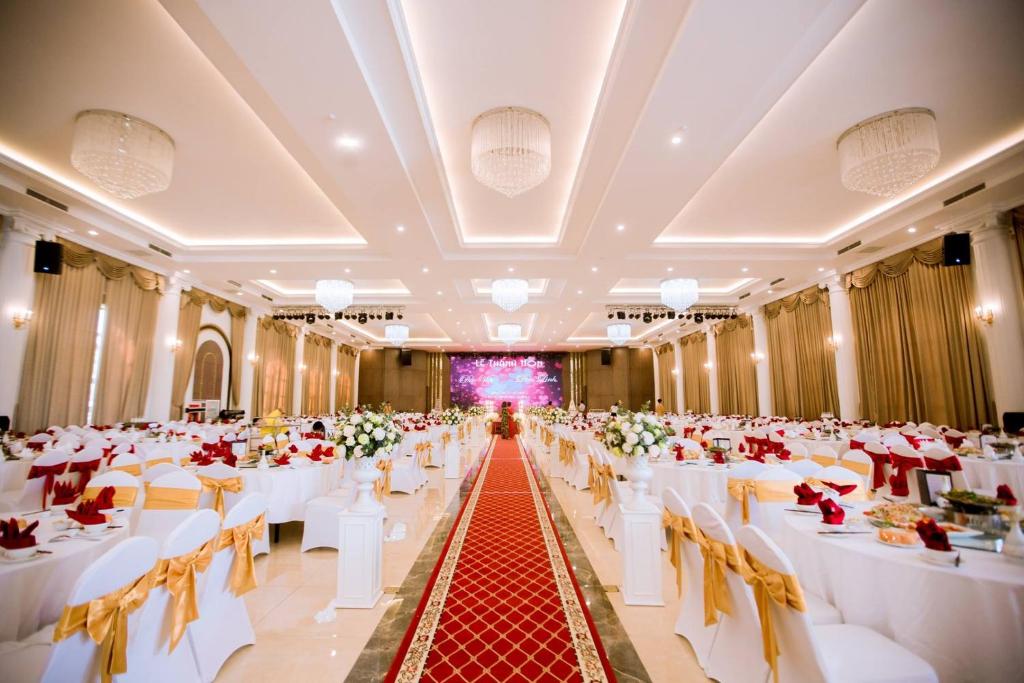 Lựa chọn thảm phù hợp với phong cách tiệc cưới