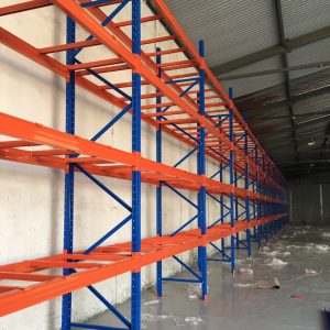 Ứng dụng của kệ để hàng bằng sắt